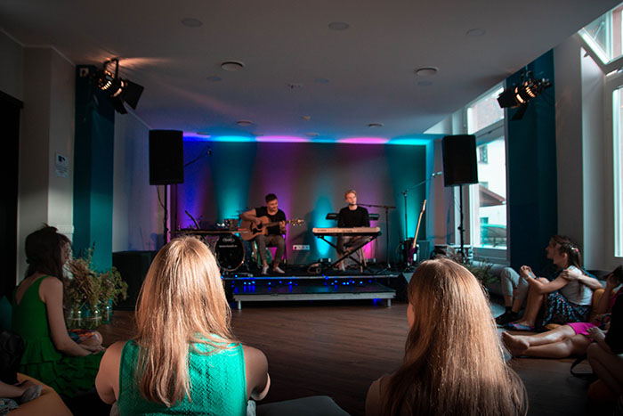 Huub huvitegevuste messil Huvikas 2025 Kaubamajakas